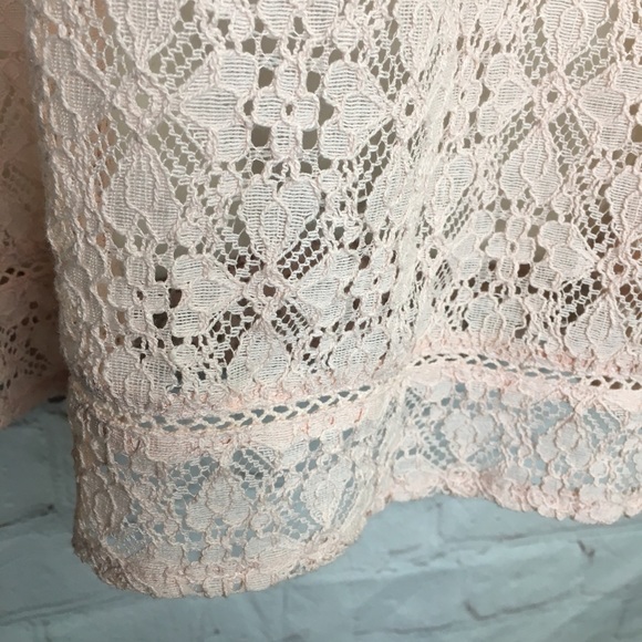 Hinge Dusty Pink Eyelet Pullover Blouse Size Med - Picture 4 of 8